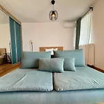 No 305 Lebada Lägenhet Bukarest