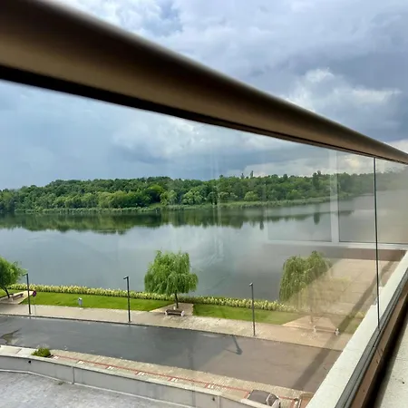 Apartment No 305 Lebada *