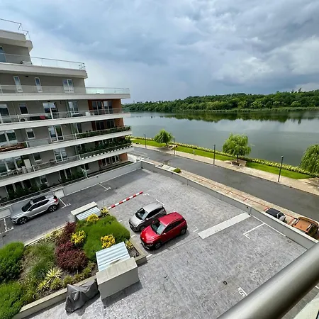 No 305 Lebada Apartment