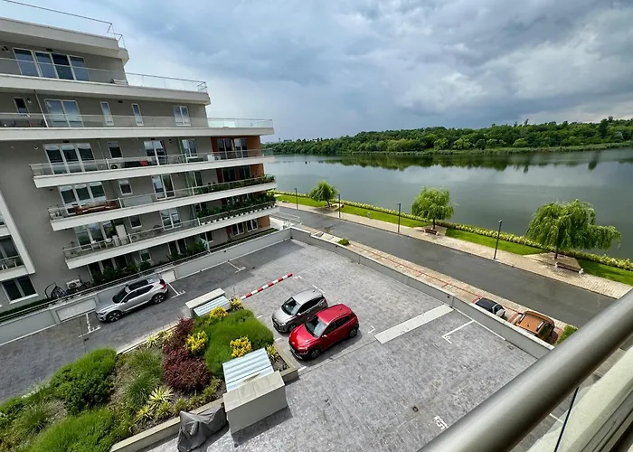 No 305 Lebada Apartment