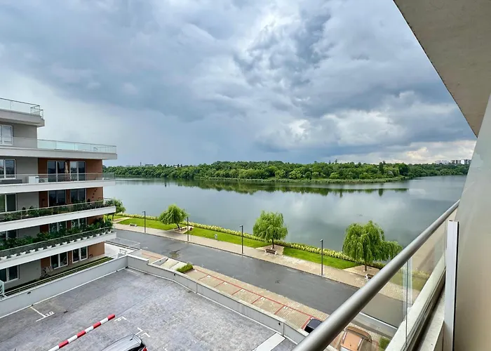 No 305 Lebada Apartment *